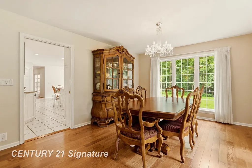 4210 Maple Woods West Drive Saginaw Charter Township MI 48603