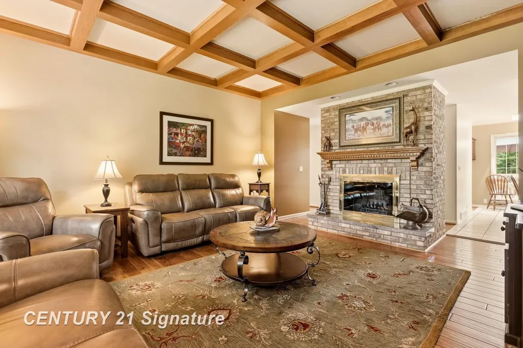 4210 Maple Woods West Drive Saginaw Charter Township MI 48603