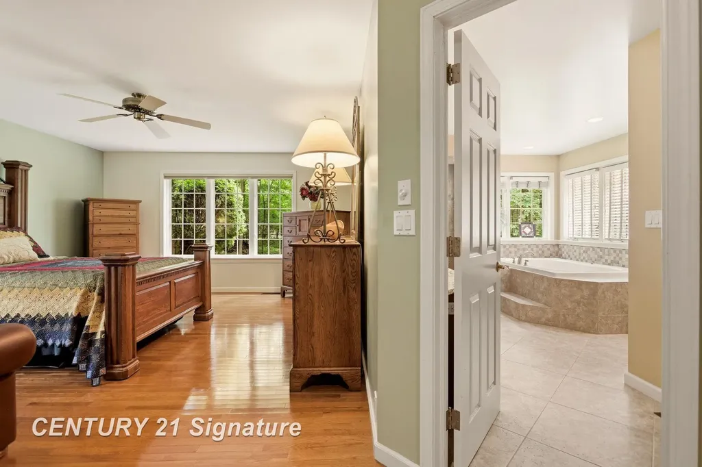 4210 Maple Woods West Drive Saginaw Charter Township MI 48603