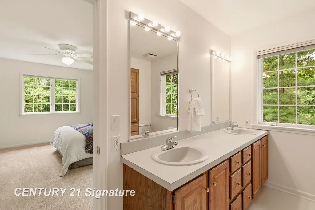 4210 Maple Woods West Drive Saginaw Charter Township MI 48603