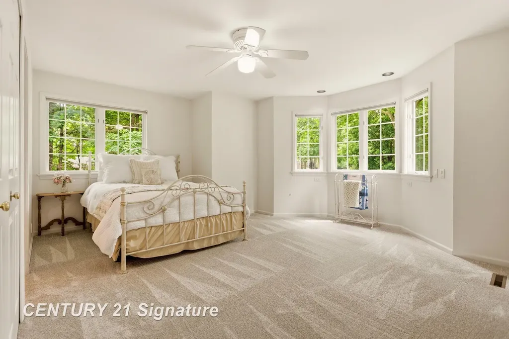 4210 Maple Woods West Drive Saginaw Charter Township MI 48603