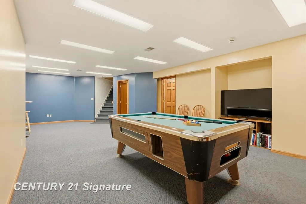 4210 Maple Woods West Drive Saginaw Charter Township MI 48603