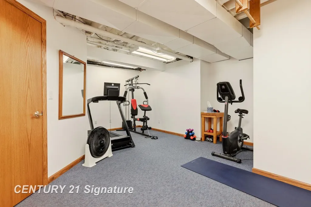 4210 Maple Woods West Drive Saginaw Charter Township MI 48603