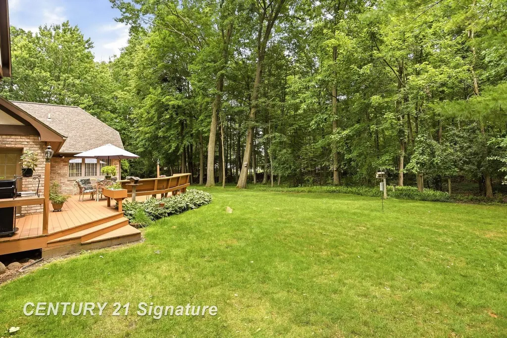 4210 Maple Woods West Drive Saginaw Charter Township MI 48603