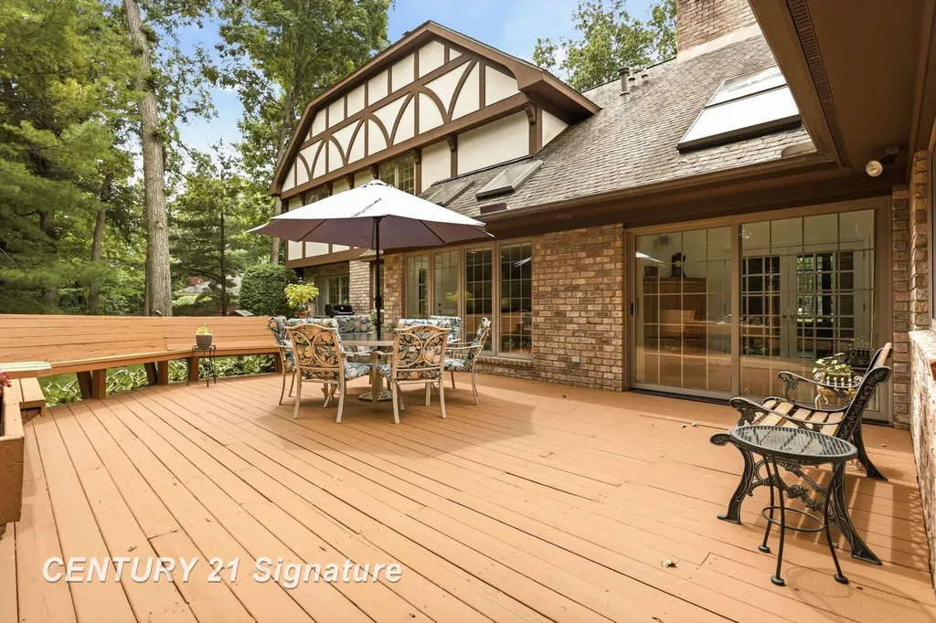 4210 Maple Woods West Drive Saginaw Charter Township MI 48603