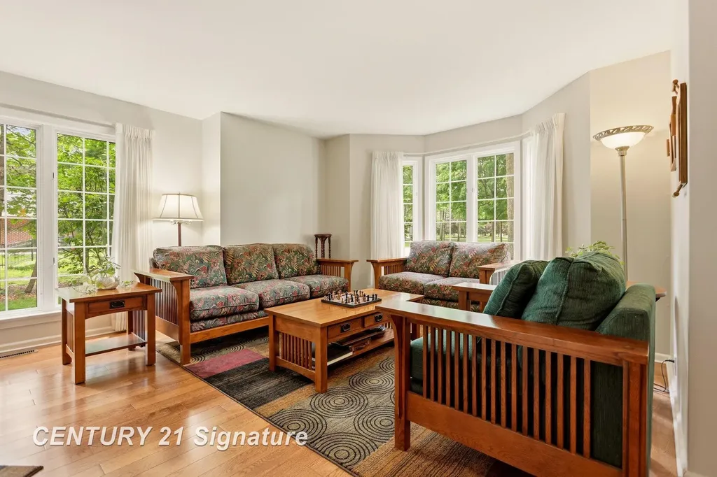 4210 Maple Woods West Drive Saginaw Charter Township MI 48603