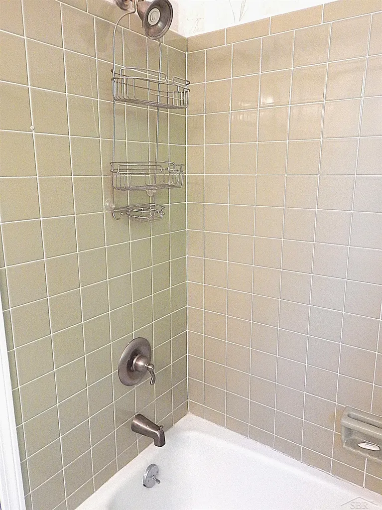 485 Winthrop Lane Saginaw Charter Township MI 48638