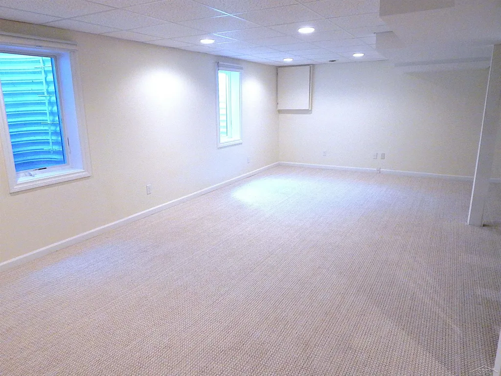 485 Winthrop Lane Saginaw Charter Township MI 48638