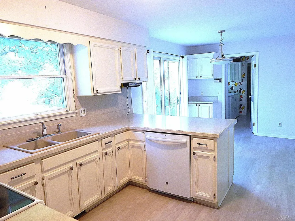 485 Winthrop Lane Saginaw Charter Township MI 48638
