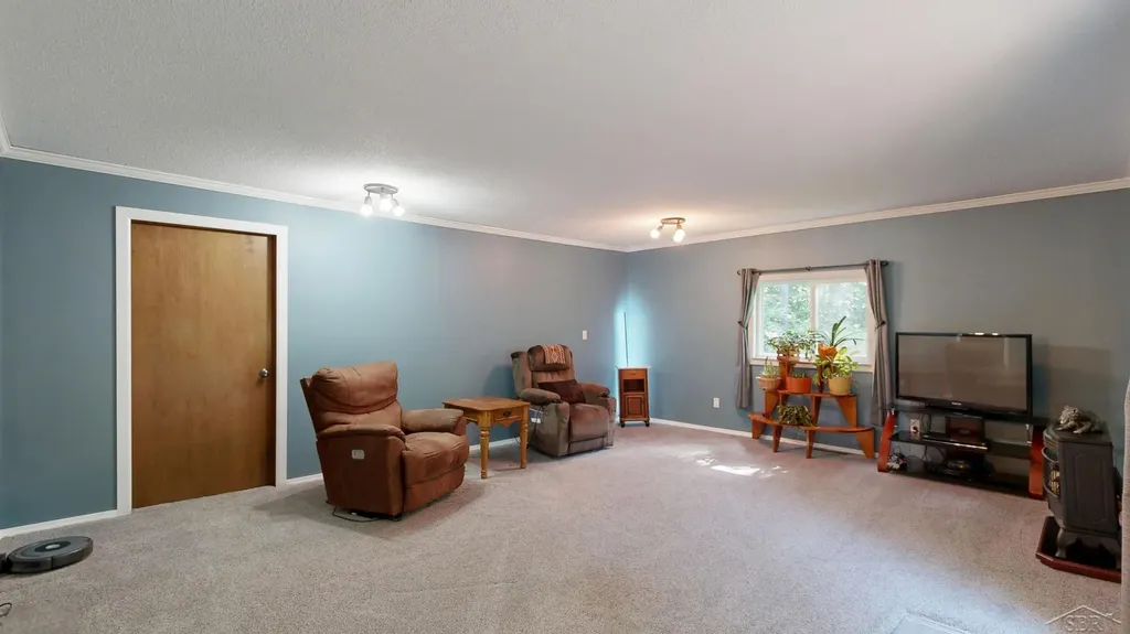 549 S Eight Mile Road Lee Township MI 48640