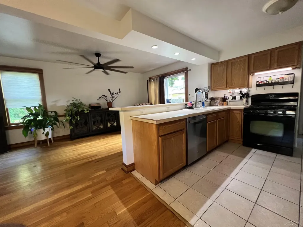 1947 Crescent Drive Carrollton Township MI 48604