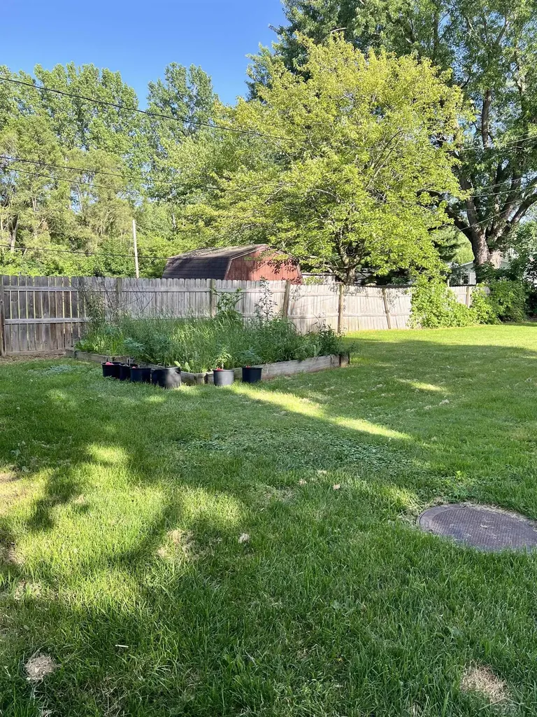 1947 Crescent Drive Carrollton Township MI 48604