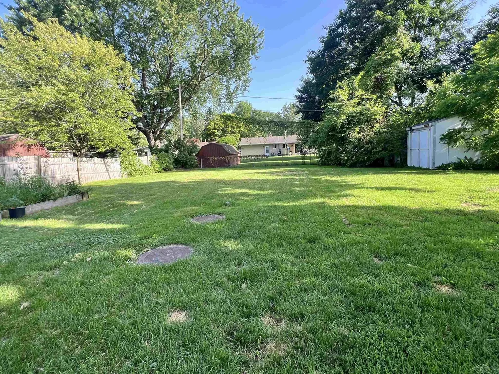 1947 Crescent Drive Carrollton Township MI 48604