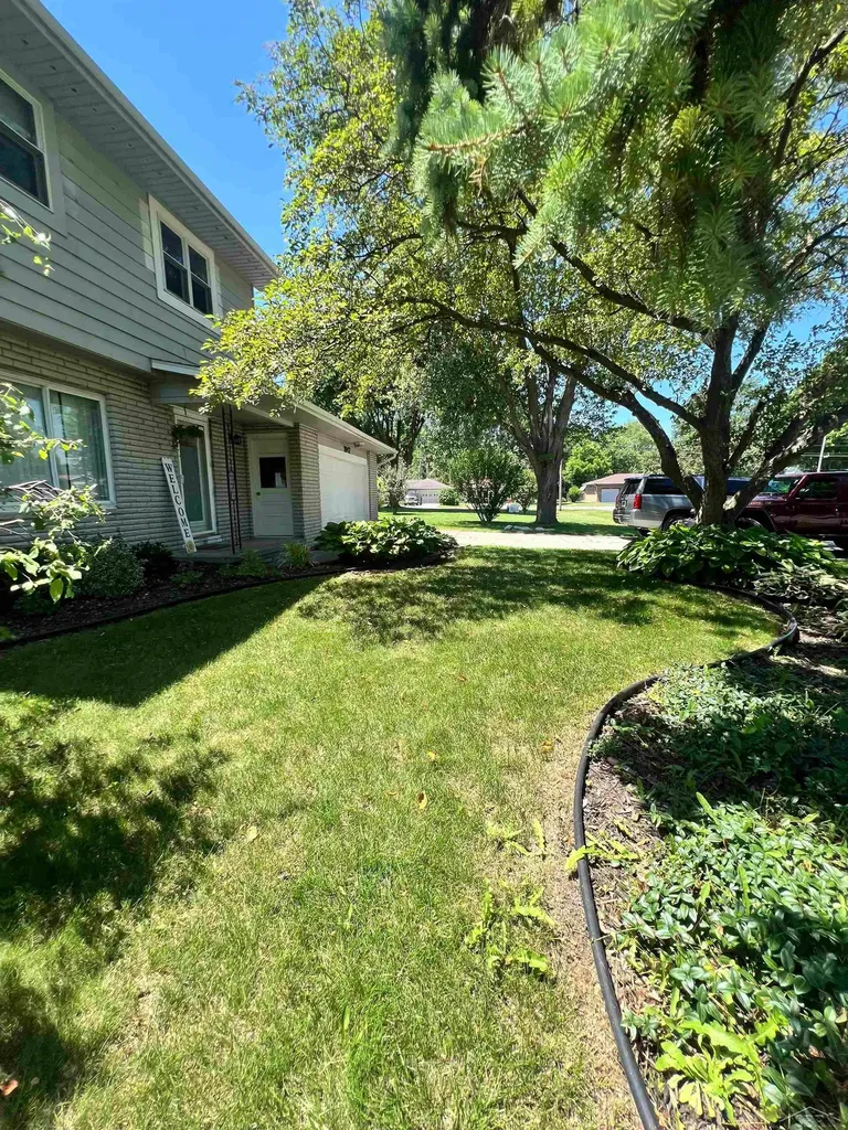 1947 Crescent Drive Carrollton Township MI 48604