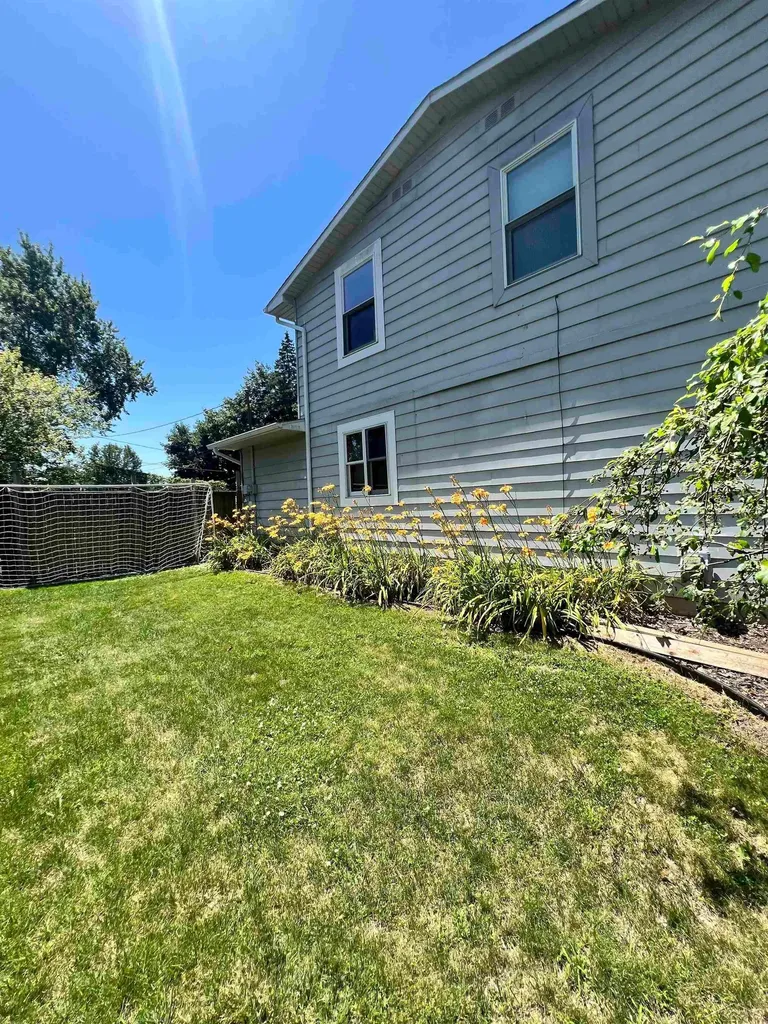 1947 Crescent Drive Carrollton Township MI 48604