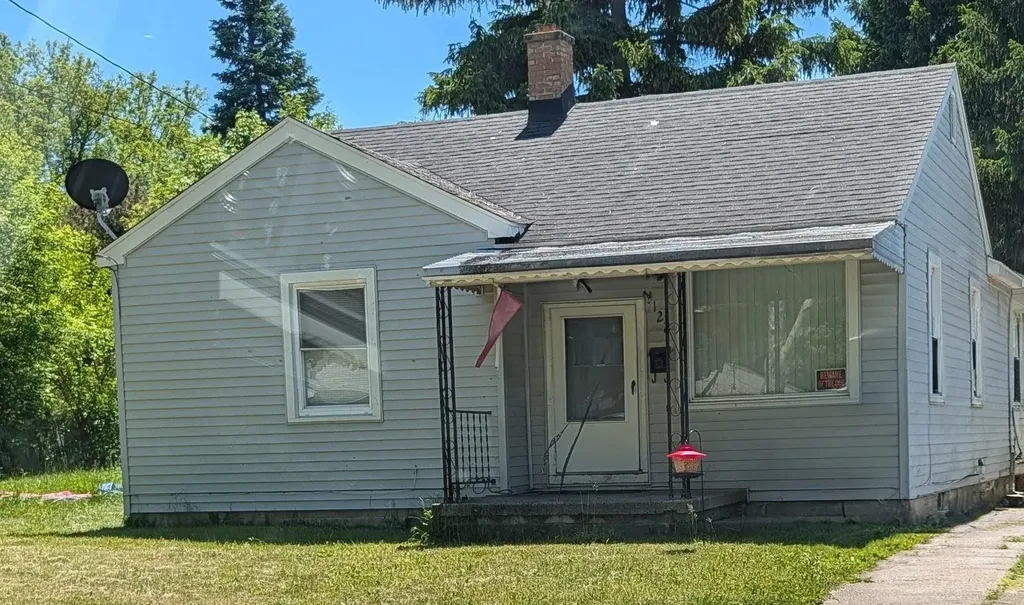 4122 Lamson Street Saginaw City MI 48601