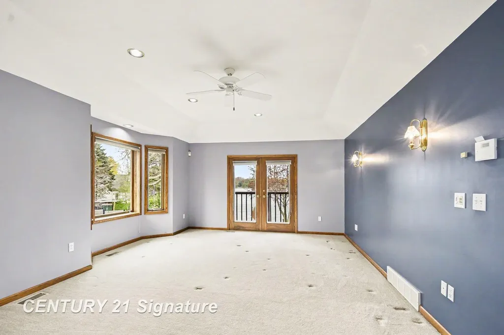 1944 E Lake Circle Drive Thomas Township MI 48609