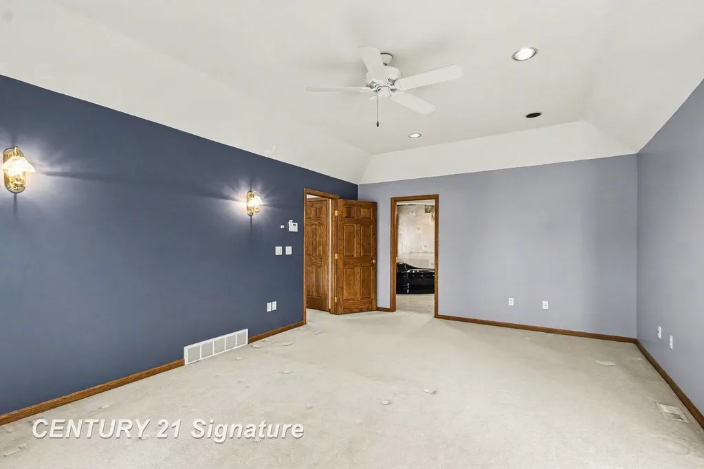 1944 E Lake Circle Drive Thomas Township MI 48609