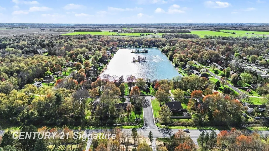 1944 E Lake Circle Drive Thomas Township MI 48609
