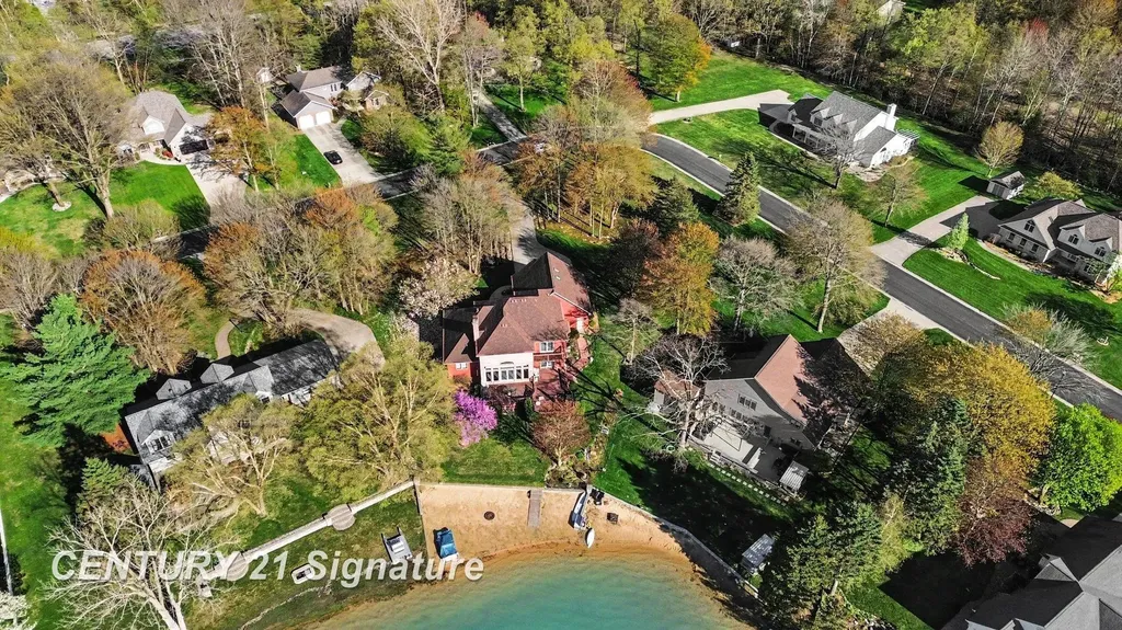 1944 E Lake Circle Drive Thomas Township MI 48609