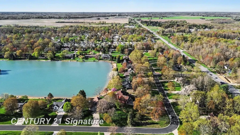 1944 E Lake Circle Drive Thomas Township MI 48609