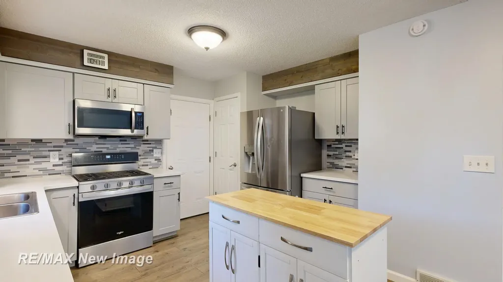 140 Elaine Street Thomas Township MI 48609