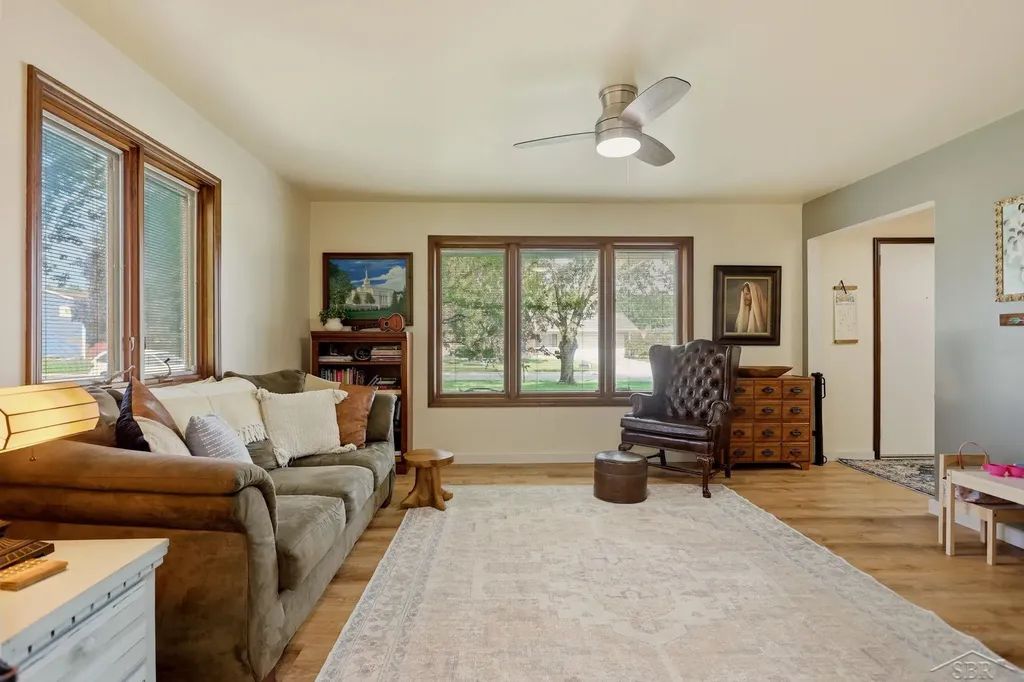 5154 Loganberry Drive Saginaw Charter Township MI 48603