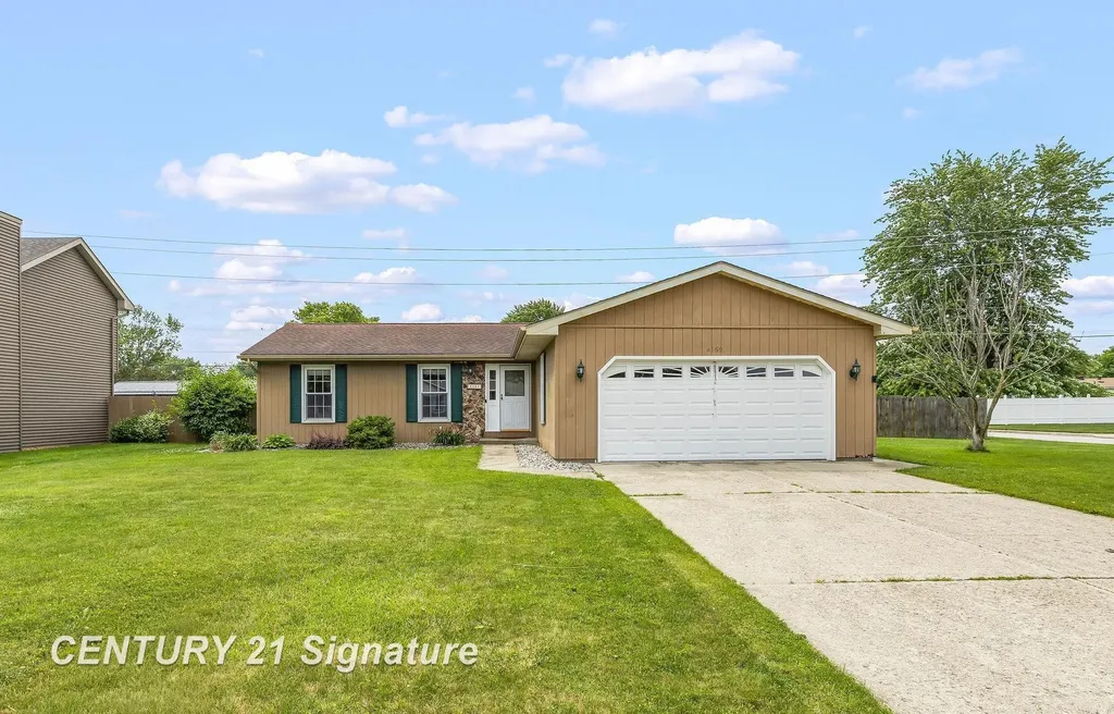 4159 Bradford Drive Saginaw Charter Township MI 48603