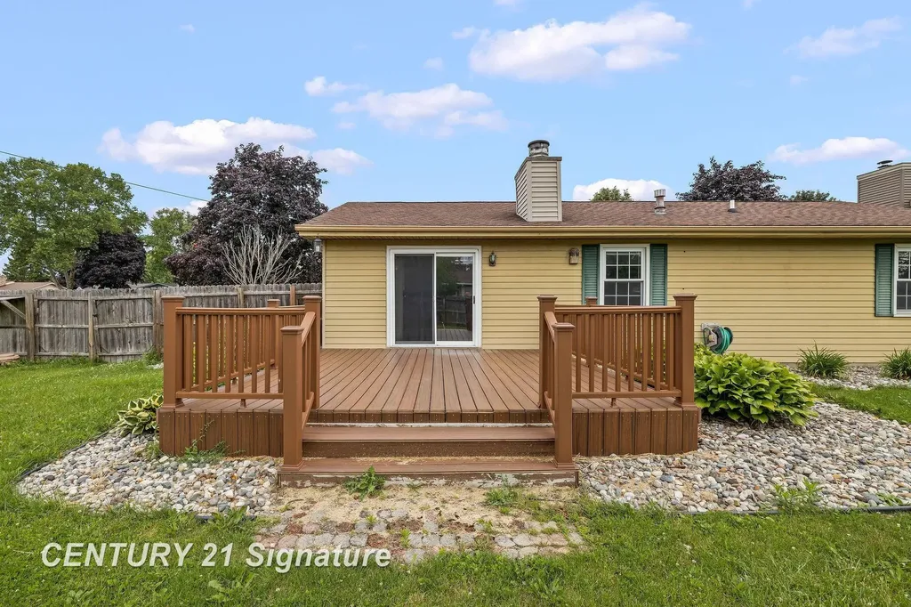 4159 Bradford Drive Saginaw Charter Township MI 48603