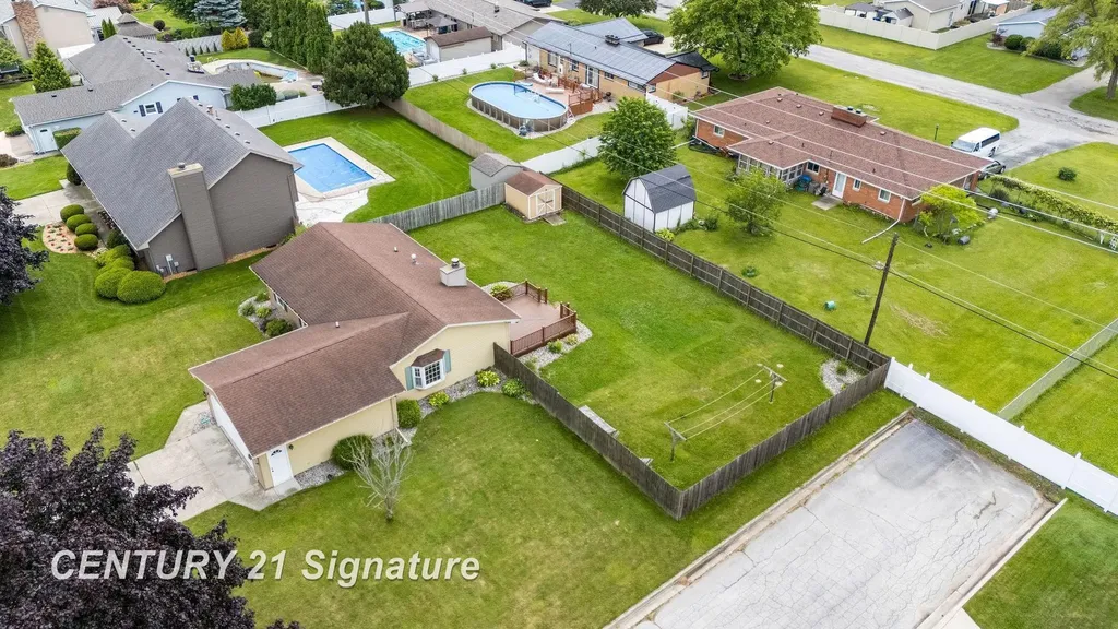 4159 Bradford Drive Saginaw Charter Township MI 48603