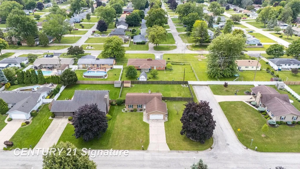 4159 Bradford Drive Saginaw Charter Township MI 48603