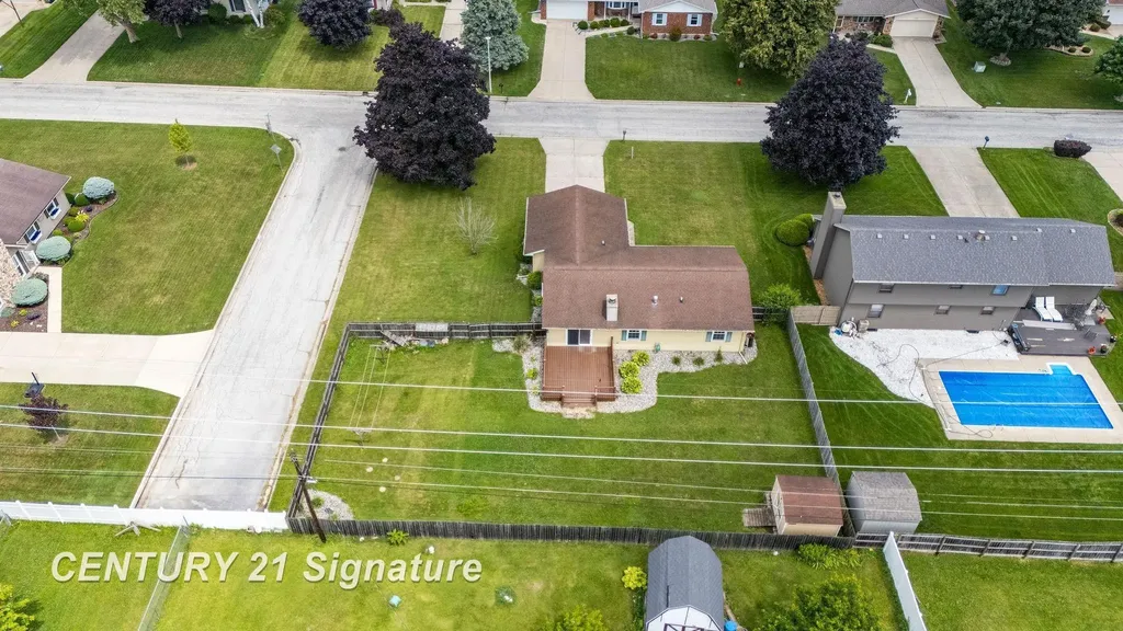 4159 Bradford Drive Saginaw Charter Township MI 48603