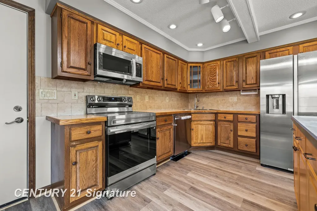 4159 Bradford Drive Saginaw Charter Township MI 48603