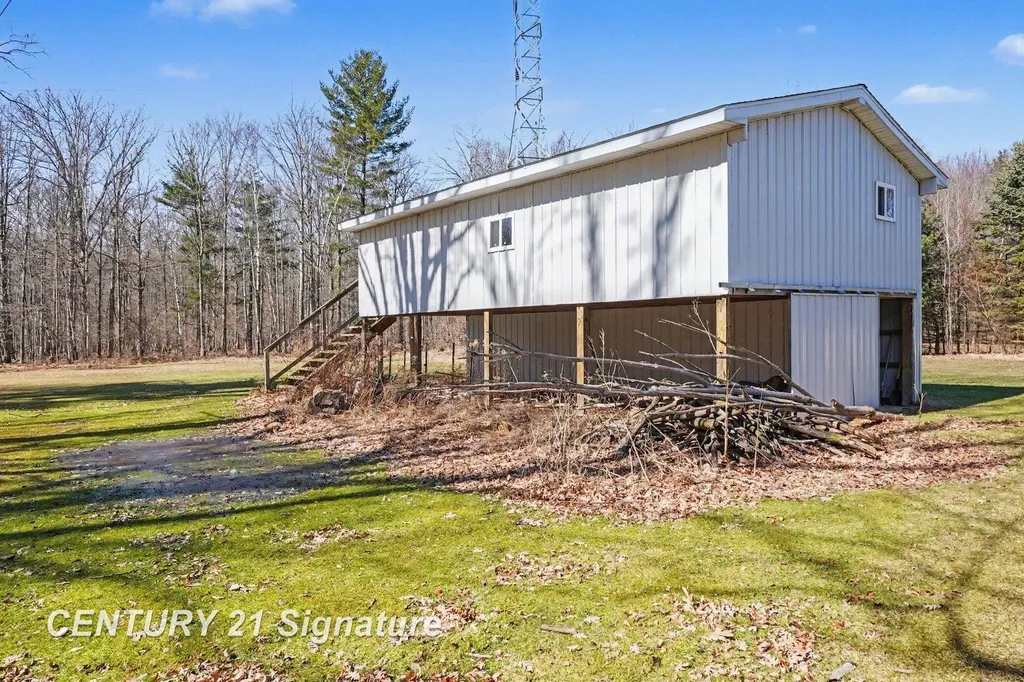 7154 Barkley Road Tuscola Township MI 48768