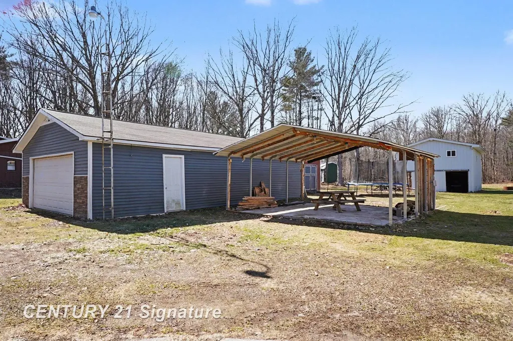 7154 Barkley Road Tuscola Township MI 48768