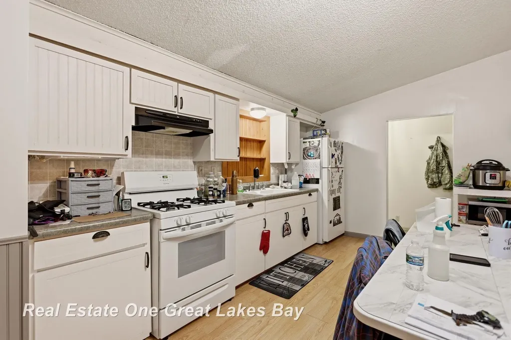 335 N Silver Street Bad Axe City MI 48413
