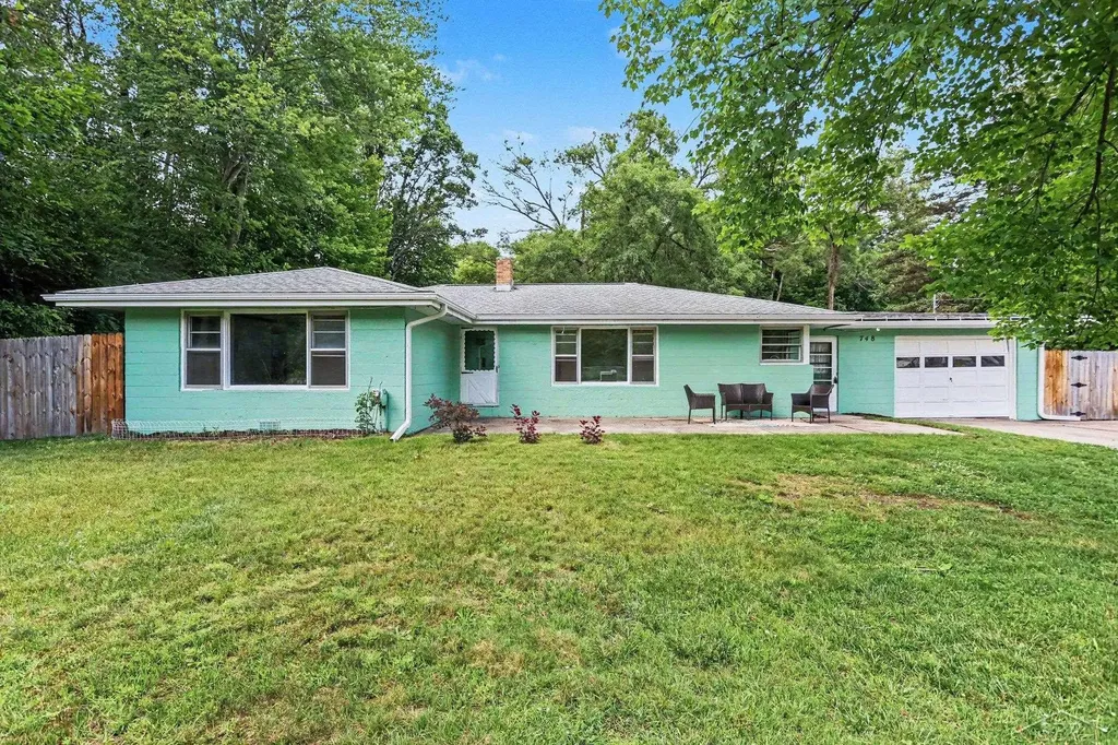 748 W Irish Street Jerome Township MI 48657