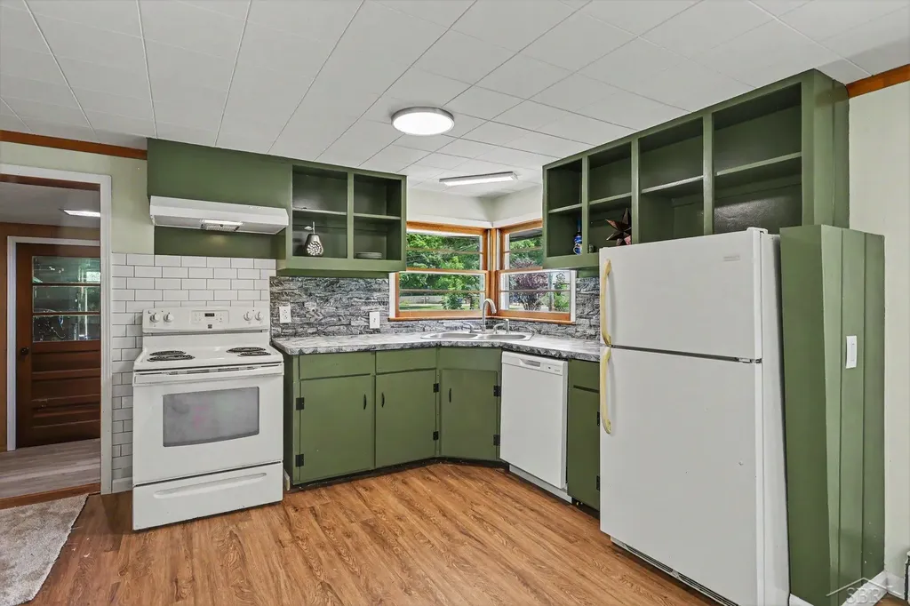 748 W Irish Street Jerome Township MI 48657