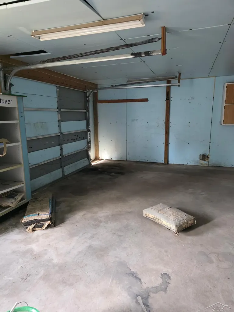 6528 N Towerline Road Edenville Township MI 48628