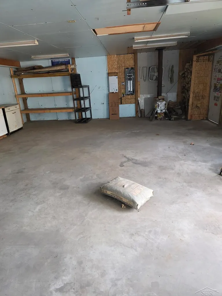 6528 N Towerline Road Edenville Township MI 48628