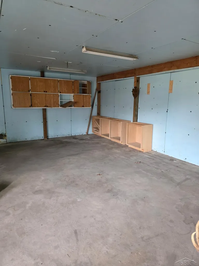6528 N Towerline Road Edenville Township MI 48628