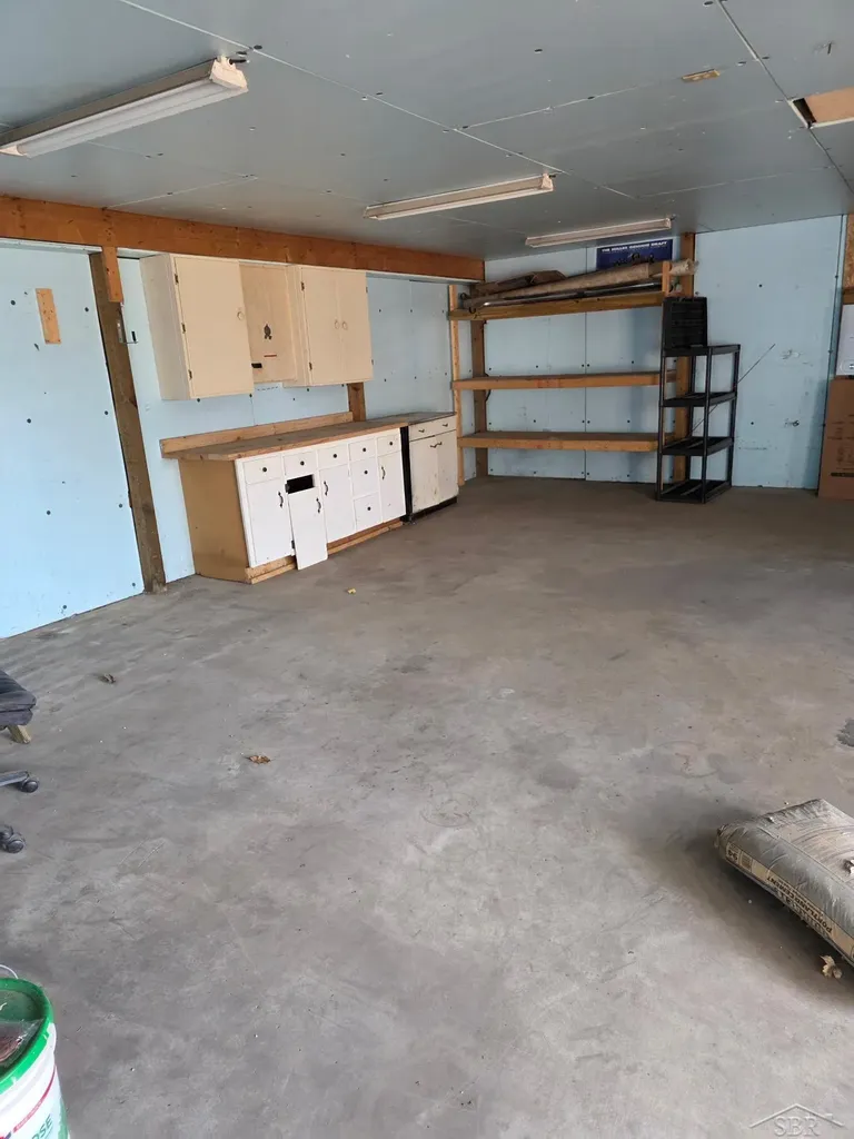 6528 N Towerline Road Edenville Township MI 48628