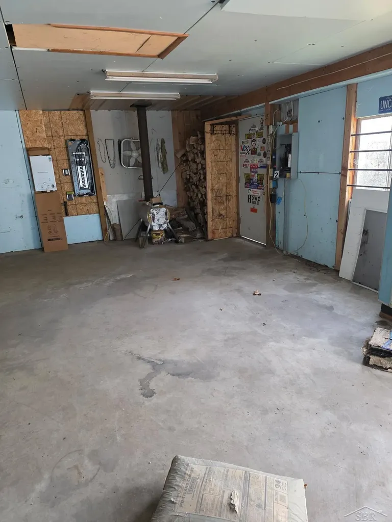 6528 N Towerline Road Edenville Township MI 48628