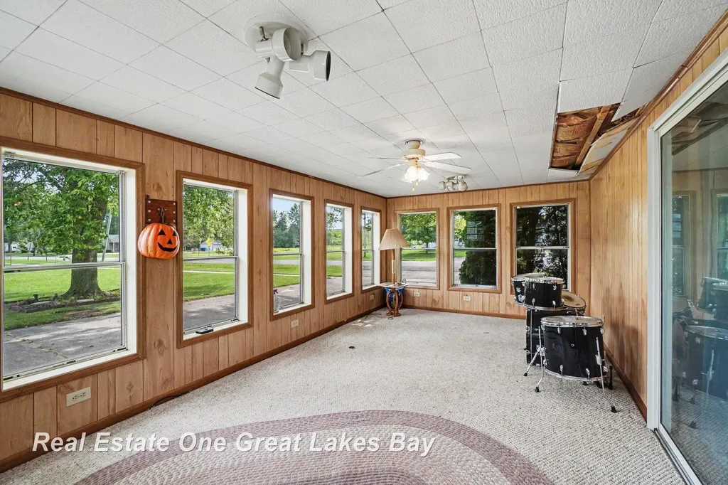 760 Doro Lane Zilwaukee City MI 48604