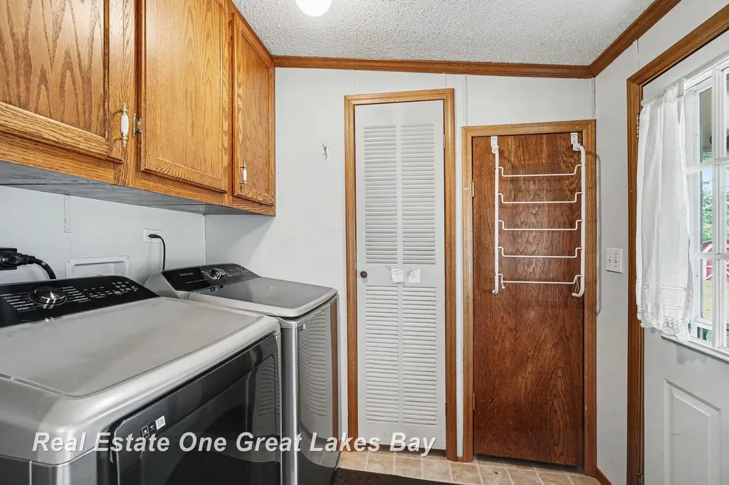 760 Doro Lane Zilwaukee City MI 48604