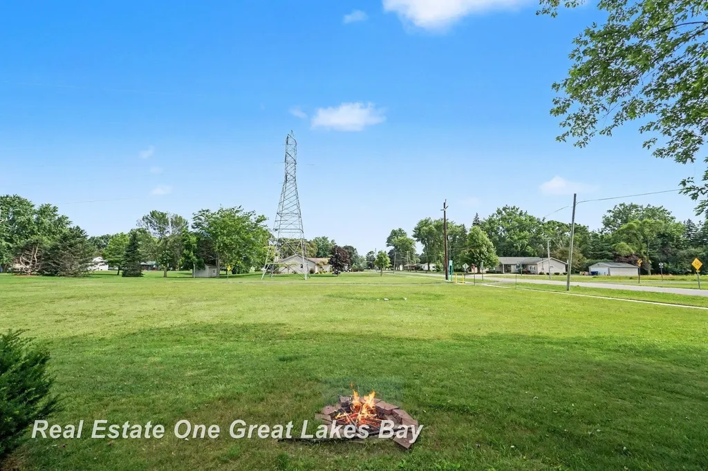 760 Doro Lane Zilwaukee City MI 48604