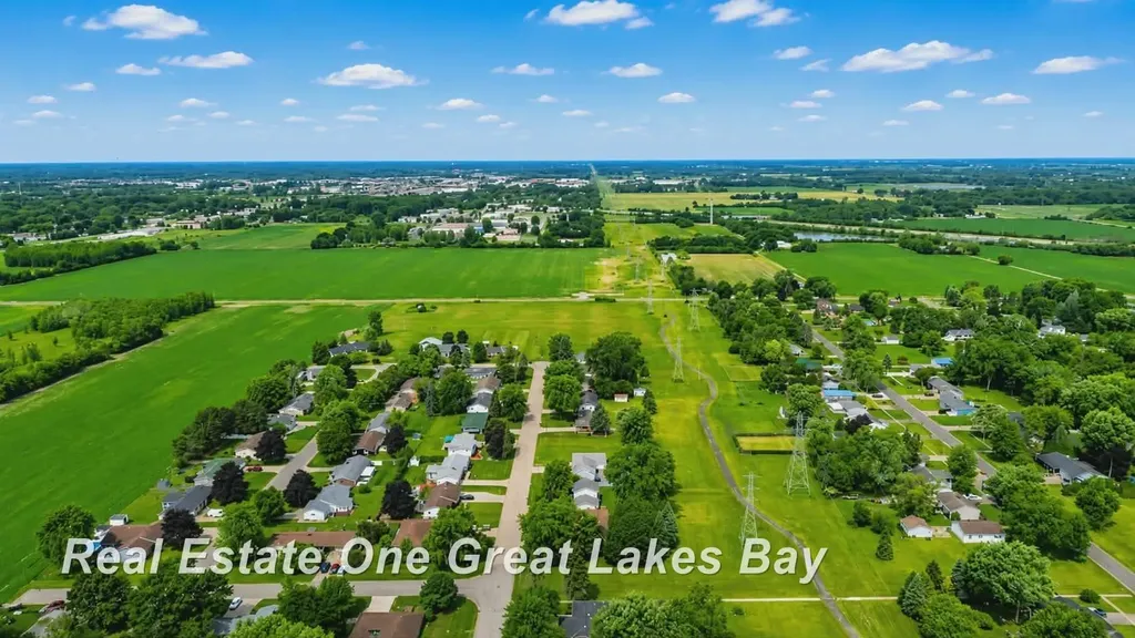 760 Doro Lane Zilwaukee City MI 48604