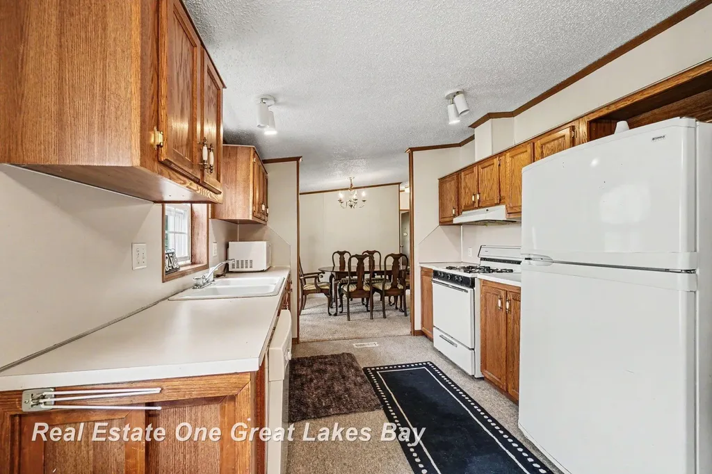 760 Doro Lane Zilwaukee City MI 48604