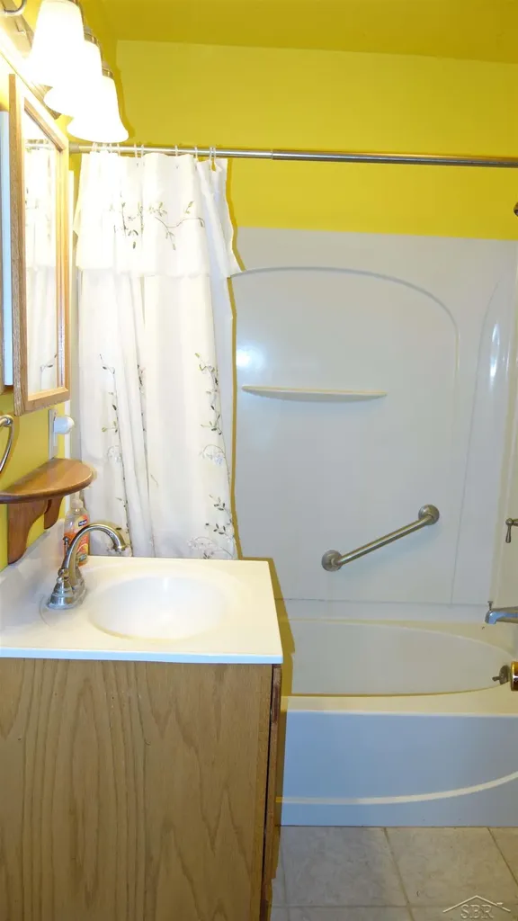 326 S Clark Street Chesaning Village MI 48616