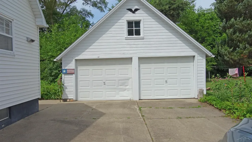 326 S Clark Street Chesaning Village MI 48616
